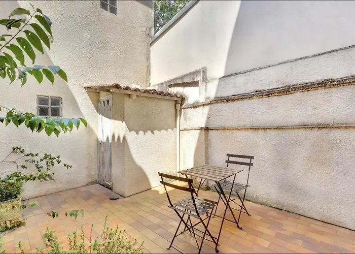 Grand Deux Pieces - Proche Metro - Terrasse